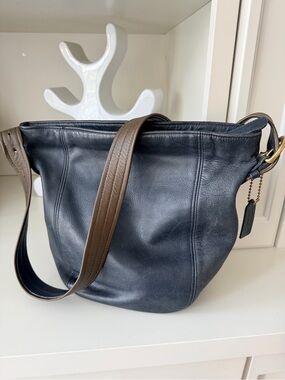 Vintage 80’S COACH Monterey Soho Soft Leather Brass Navy Hobo Shoulder Purse Bag